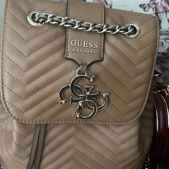 GUESS backpack - Picture 5 of 5